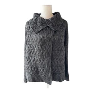 Vintage 90s Aran Crafts Ireland 100% Merino Wool Cable Knit Cardigan‎ Sweater M